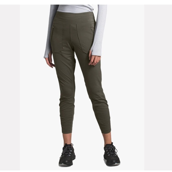 The North Face 🥰✨Women's Cropped Pants - Dark Green - Picture 1 of 6